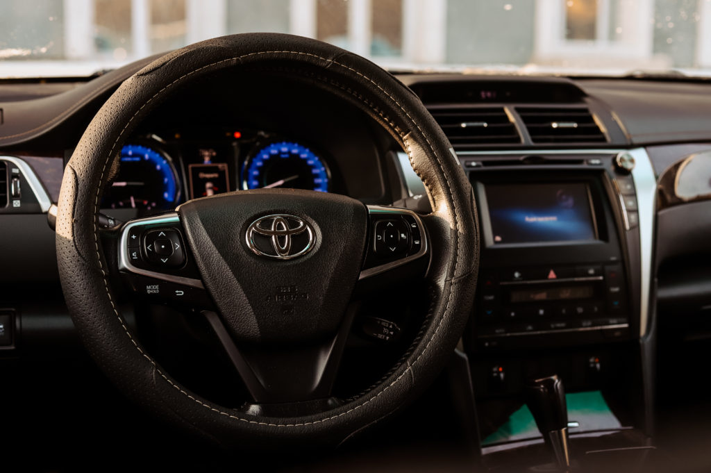 Аренда автомобиля Toyota Camry 2015