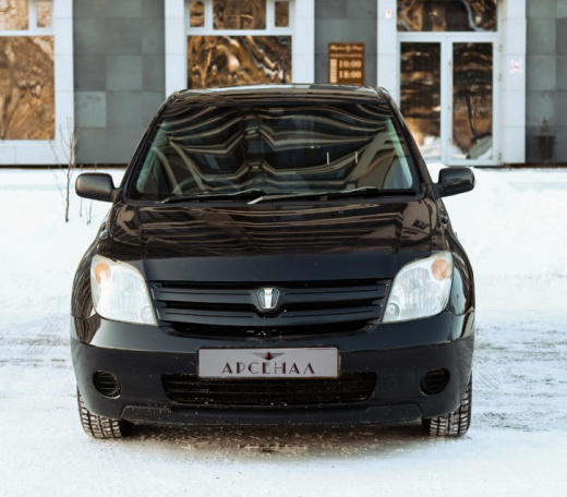 Аренда автомобиля TOYOTA IST 2006