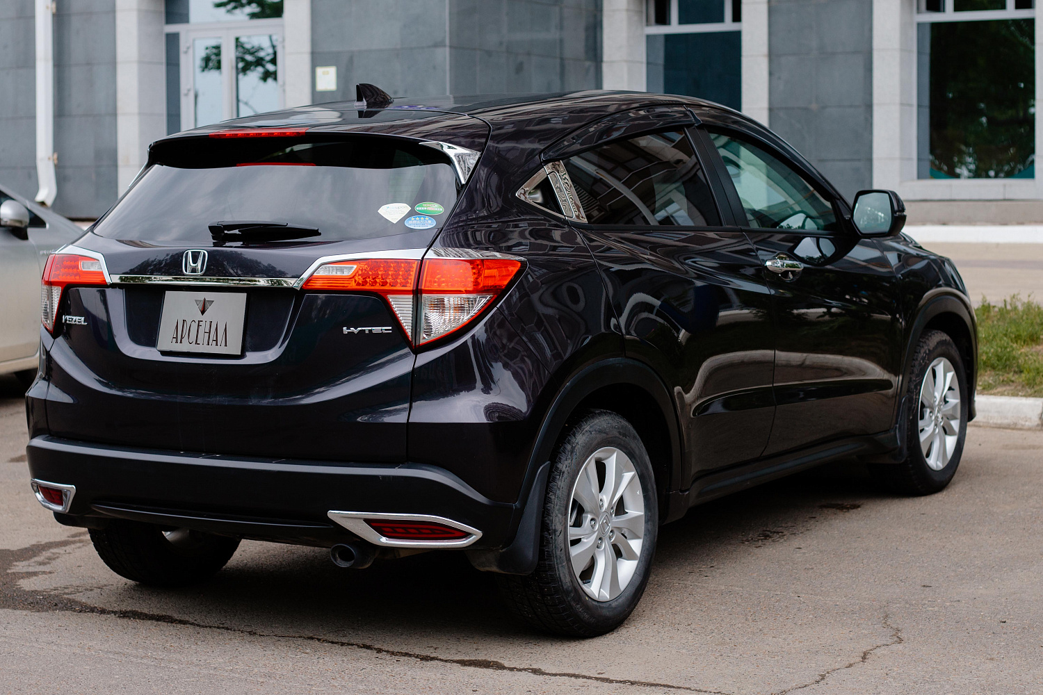 Аренда автомобиля Honda Vezel 2019