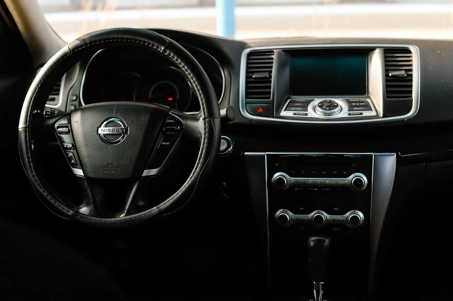 Аренда автомобиля Nissan Teana 2012