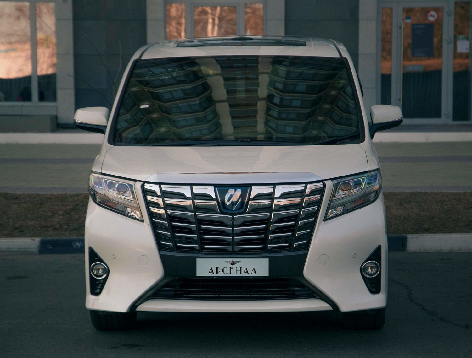 Аренда автомобиля Toyota Alphard