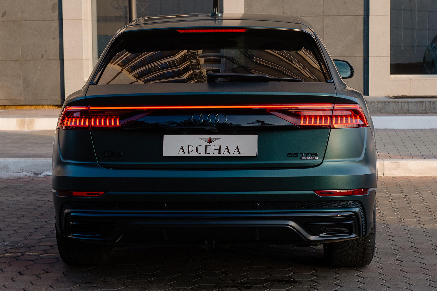 Аренда автомобиля Audi Q8 