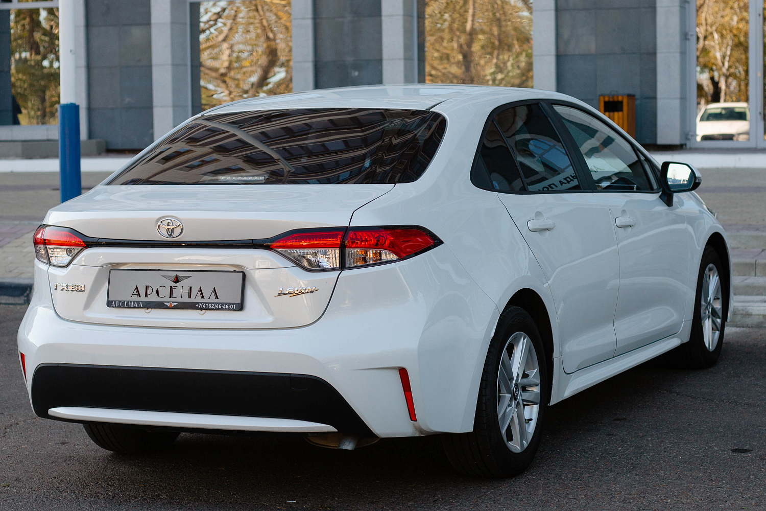 Аренда автомобиля Toyota Corolla Levin