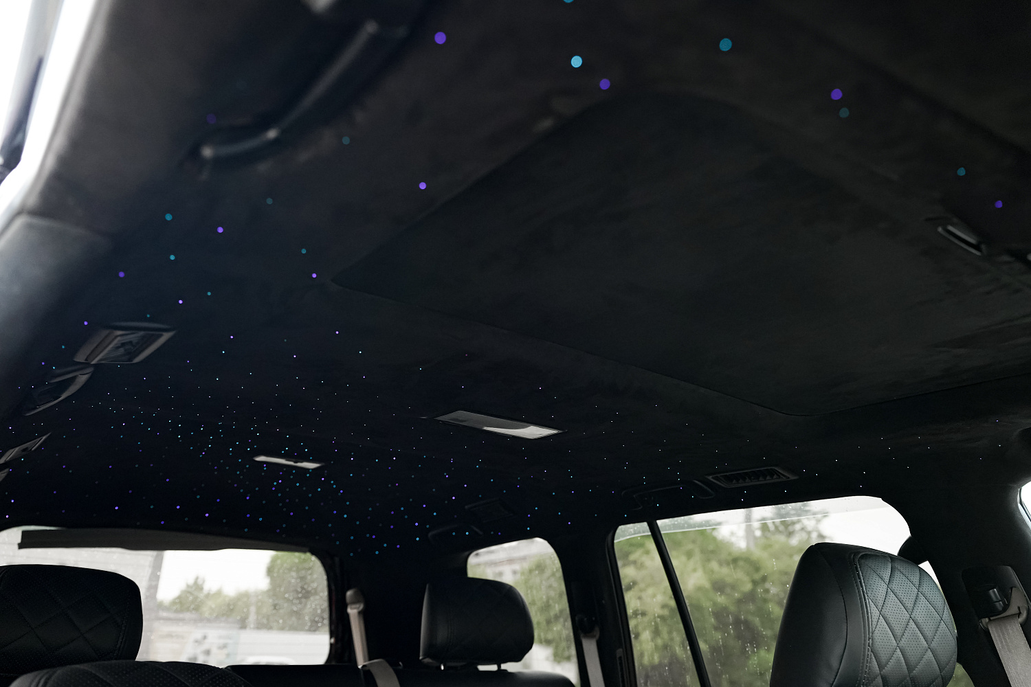 Аренда автомобиля Toyota Land Cruiser 200