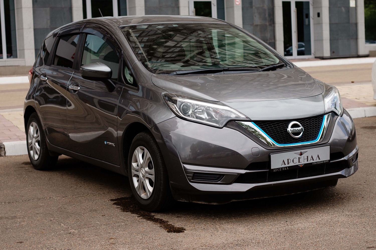 Аренда автомобиля Nissan Note