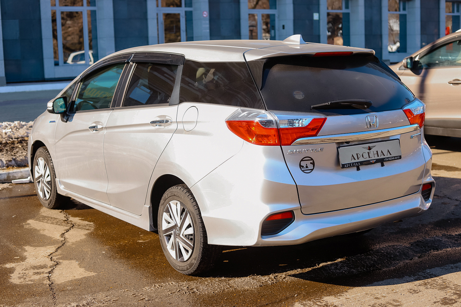 Аренда автомобиля Honda Shuttle 2016