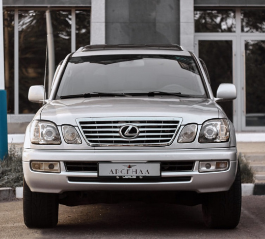 Аренда автомобиля LEXUS LX470 2007