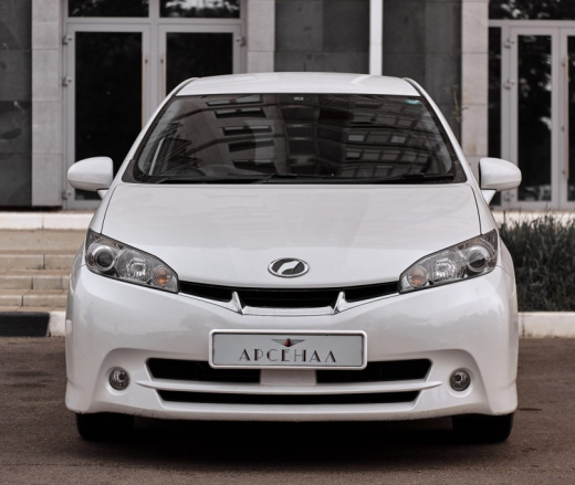 Аренда автомобиля Toyota Wish 2010