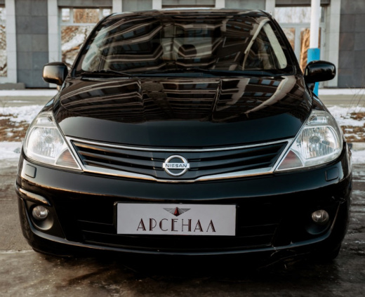 Аренда автомобиля NISSAN TIIDA 2011
