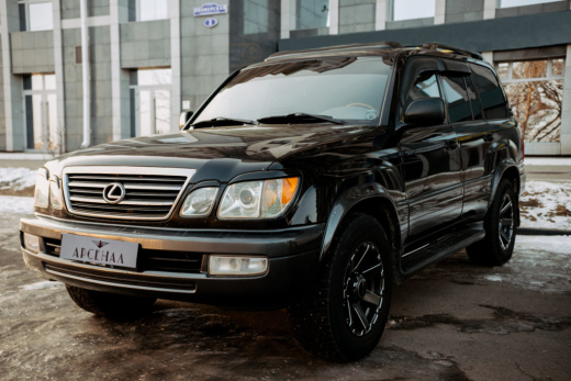 Аренда автомобиля LEXUS LX 470