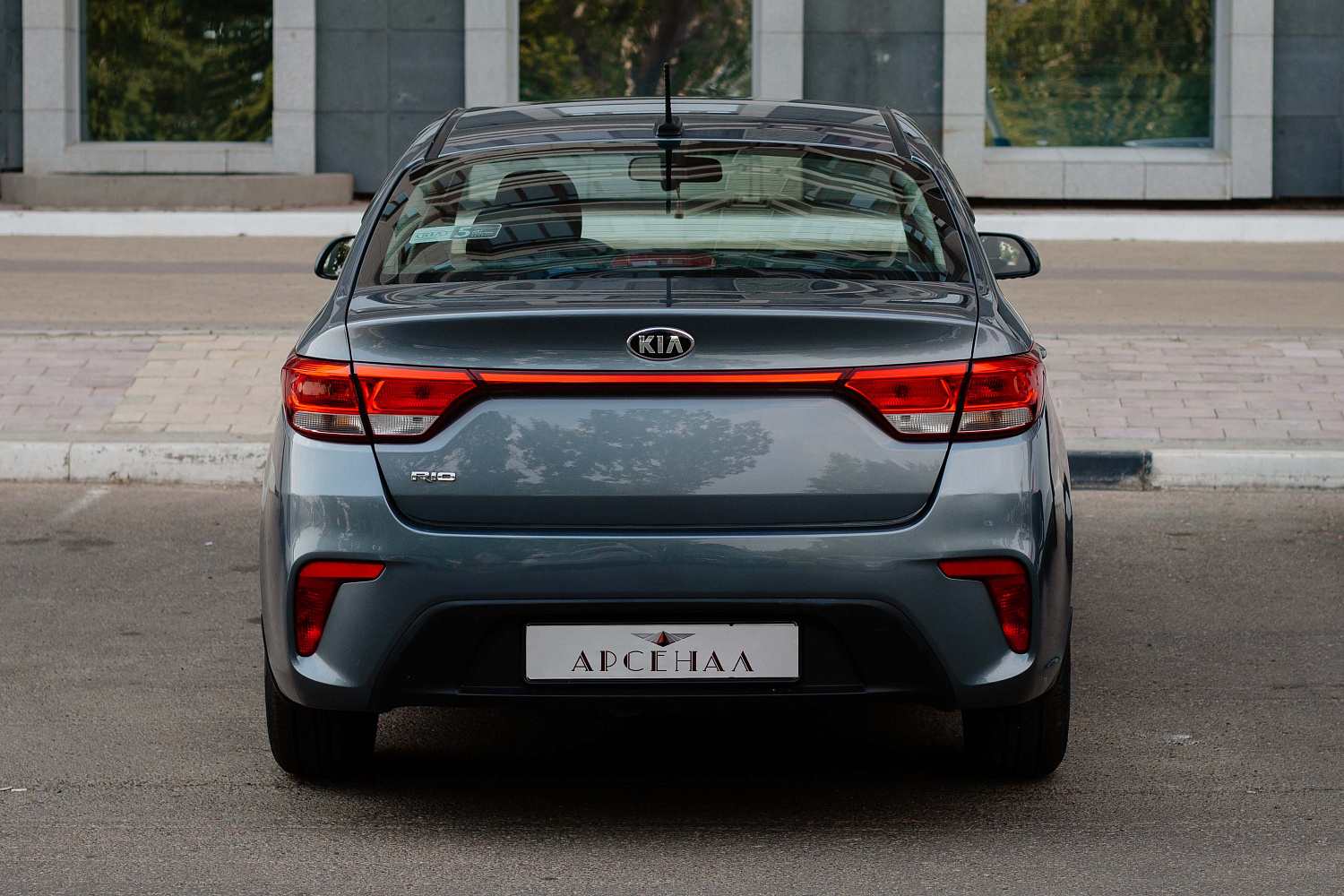 Аренда автомобиля Kia Rio